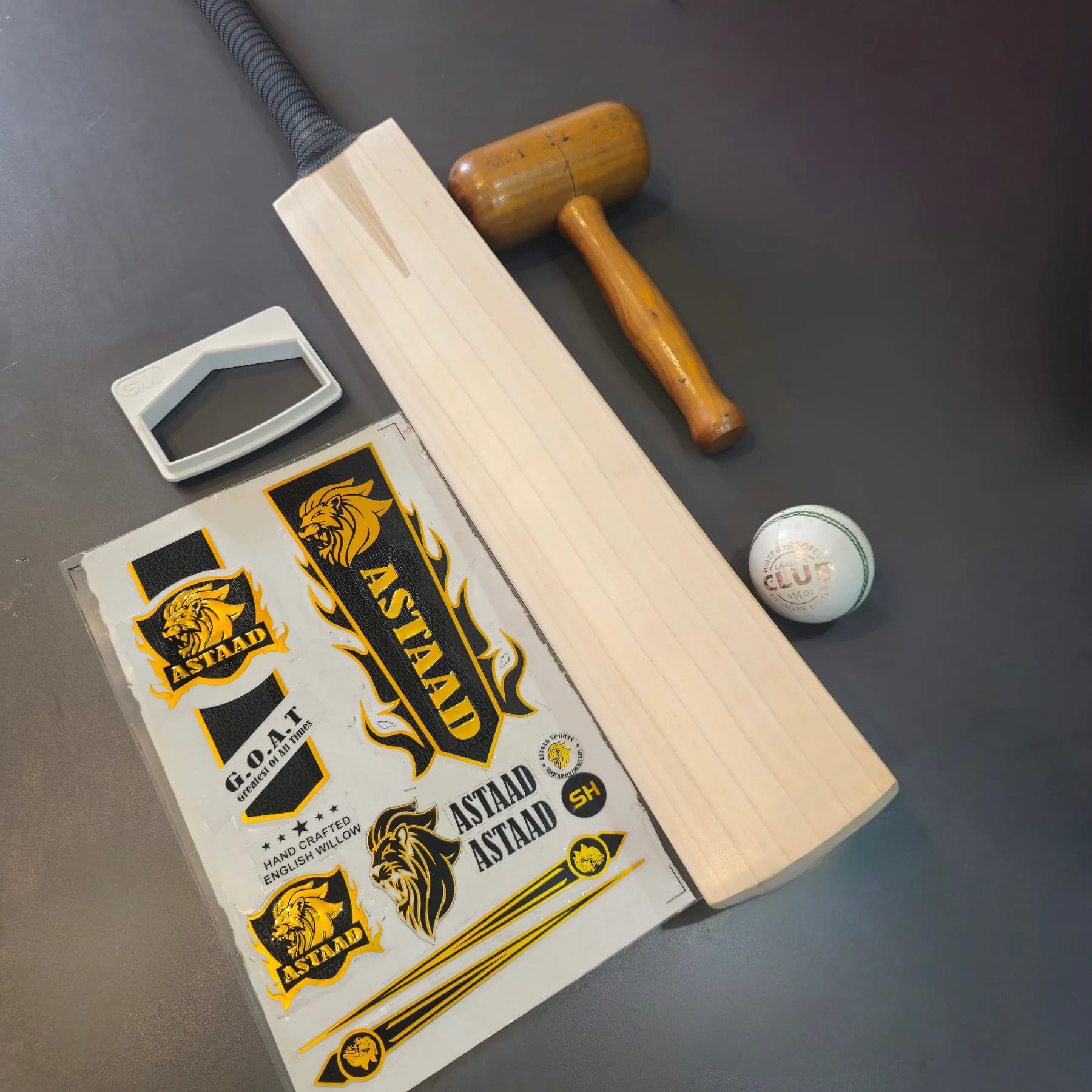 Astaad G.O.A.T Grade 1 English Willow Cricket Bat, photo 9 of 13